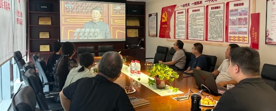 欧亚展览党支部 I 同观阅兵盛典，凝聚奋进力量